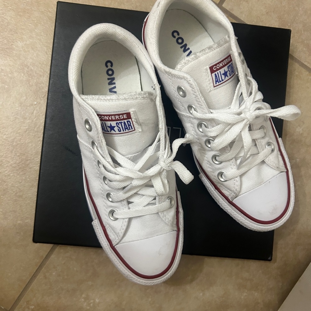 white converse low - Picture 6 of 7